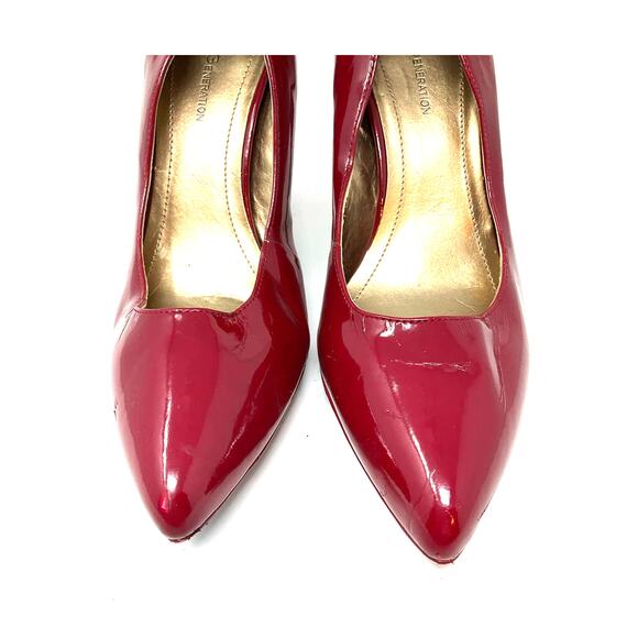 BCBGeneration Red Patent Leather High Heels Woman’s Size 9B Pointed Toe - Picture 4 of 10